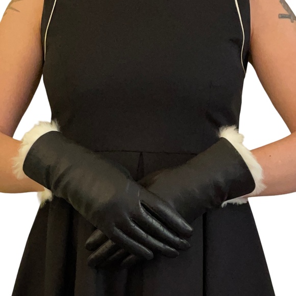 fownes Accessories - Vintage Fownes Black Leather Fur Lined Wrist Gloves